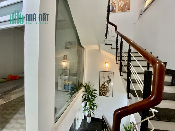 Mặt tiền An Thượng 60m2 3 tầng lung linh kèm tất cả nội thất rẻ nhất Mỹ An