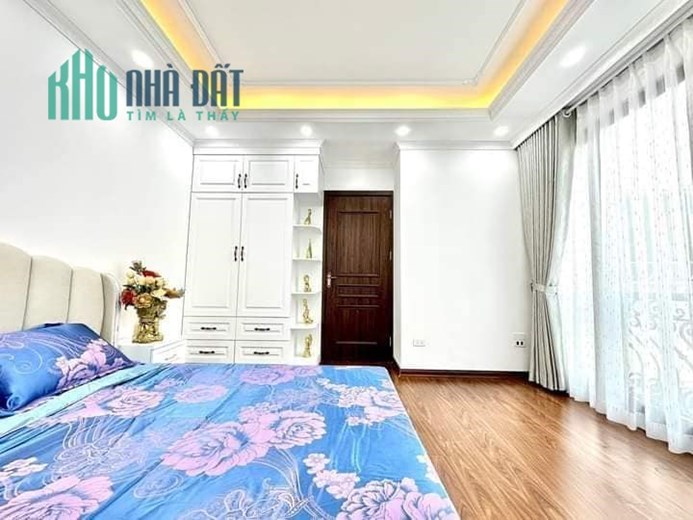 CHÍNH CHỦ BÁN NHÀ ĐẸP 5 TẦNG DT:40M2 MT:3.6M 3 PHÒNG NGỦ GIÁ: 4x TỶ QUẬN TÂY HỒ HÀ NỘI.