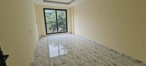 Bán nhà Lĩnh Nam, Nam Dư 36-40m 5 tầng xây mới chỉ 3,55 tỷ tl tốt