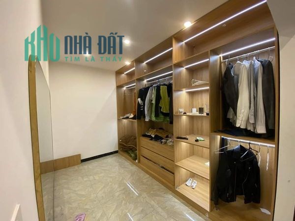 Bán nhà Lĩnh Nam 60m 6 tầng xây mới thang máy gara oto chỉ 9 tỷ hơn