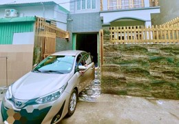 BÁN  NHÀ GẦN ĐƯƠNG LÊ VĂN VIỆT ,TĂNG NHƠN PHÚ A ,THỦ ĐỨC 130M2 ,2 TẦNG ,3 PHÒNG NGỦ ,3 VỆ SINH ,