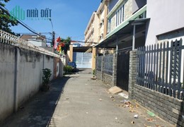 bán nhà cấp 4 ngày chợ Khiết Tâm , Bình Chiểu . 60m2 hẻm xe hơi