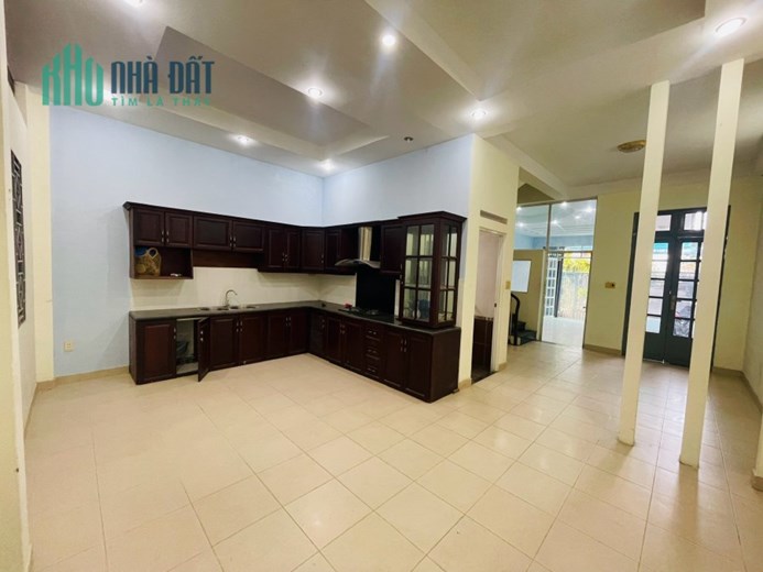 Cho thuê Biệt thự 120m2 Tạ Quang Bửu - 3 tầng 4PN