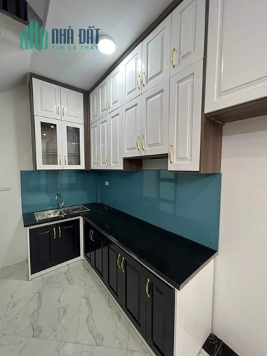 Cần Tiền Bán Gấp  Nhà Hồ Tùng Mậu, Cầu Giấy 30m2x5T Giá  45004.5 tỷ