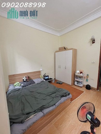 Bên mình có phòng chính chủ cho thuê.Nhà số 5 ngách 59 ngõ 902 kim giang .hà nội