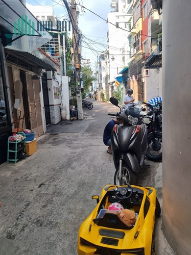 QUẬN 10 - SIÊU PHẨM THÀNH THÁI - QUẬN 10 - SÁT HẺM XE HƠI 10M CÁCH MẶT TIỀN 50M