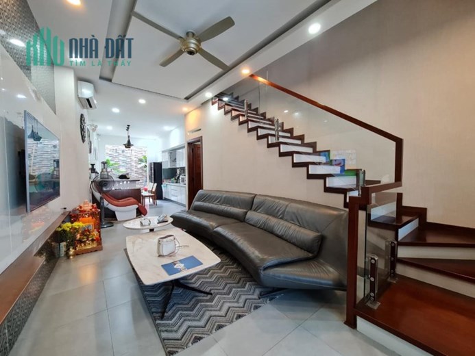 BÁN CĂN NHÀ MẶT TIỀN KINH DOANH NẰM KHU BÀN CỜ ĐƯỜNG VẠN KIẾP PHƯỜNG PHƯỚC TÂN