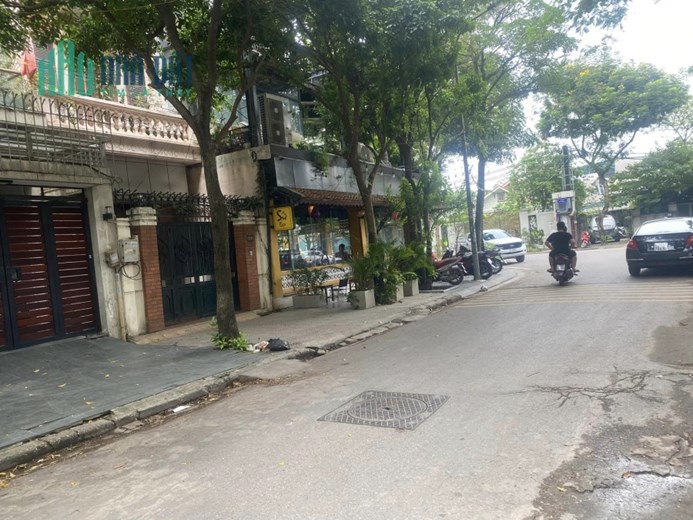 Bán Nhà! KĐT Định Công, Quận Hoàng Mai, 79m x 4T. Giá hơn 15 tỷ.