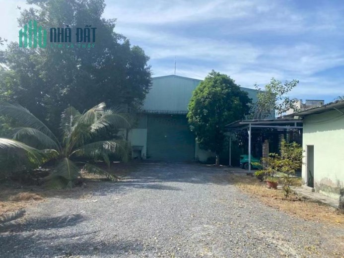 Cho thuê kho xưởng mặt tiền đường Trần Văn Giàu, 2100 m2