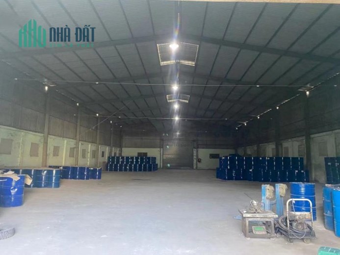 Cho thuê kho xưởng mặt tiền đường Trần Văn Giàu, 2100 m2