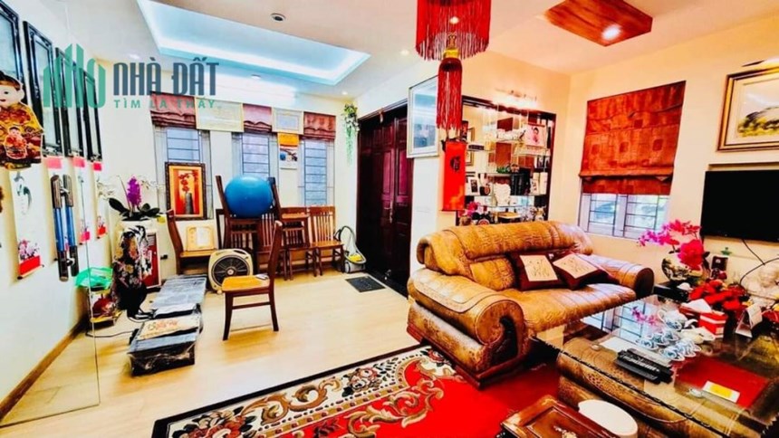 BIỆT THỰ KHU VÍP THANH XUÂN - PHỐ NGUYỄN TRÃI - GARA 2 Ô TÔ. 160M X 5T. GIÁ 28 TỶ