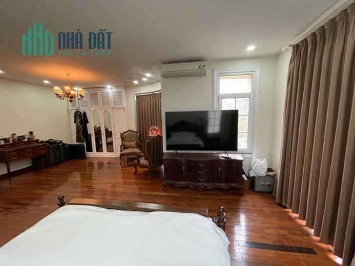 Siêu Hiếm, View Hồ Đền Lừ, Quận Hoàng Mai, 181m x 2T, Mt 9.85m. Giá Hơn 58 tỷ.