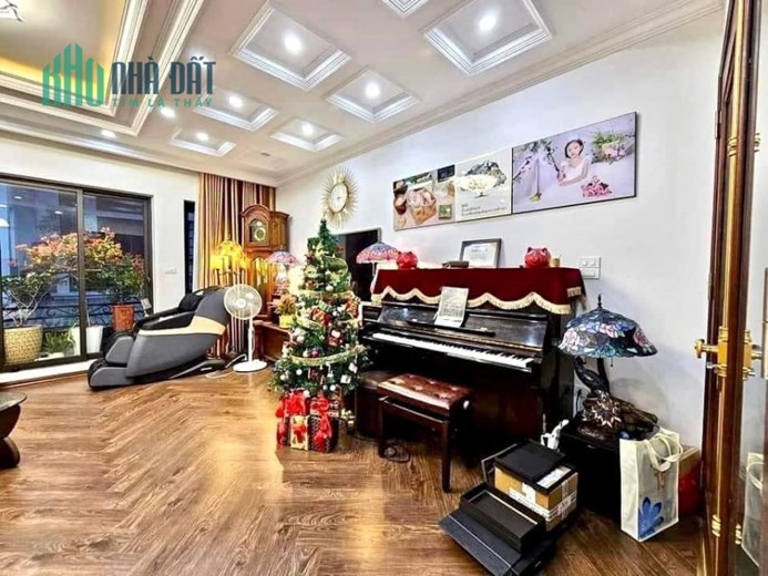Giảm 700 triệu, Bán gấp trước tết nhà đẹp Ngọc Thụy, 5 tầng lô góc 2 mặt tiền, Gara oto 7 chỗ, kinh