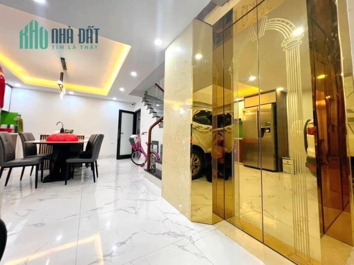 Ngộp ngân hàng, giảm 1.2 tỷ bán gấp nhà mặt phố 6 tầng thang máy, Vỉa hè oto tránh, kinh doanh chỉ