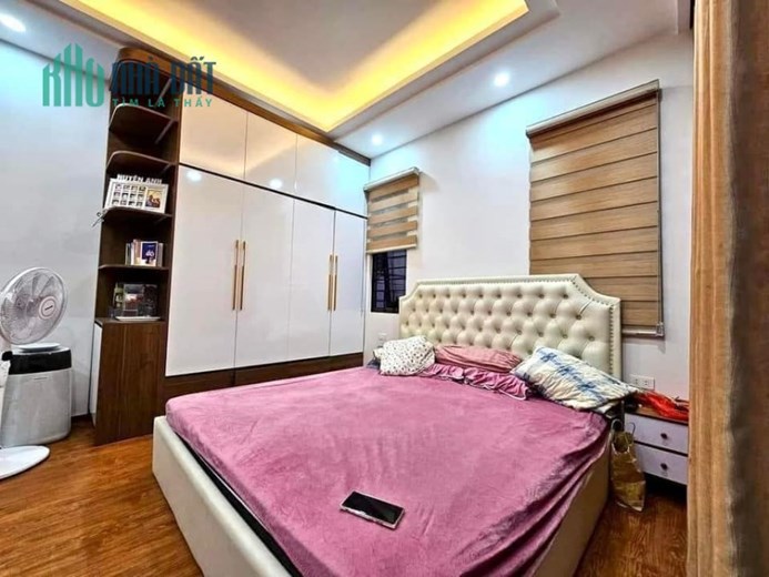 Ngộp ngân hàng, giảm 1.2 tỷ bán gấp nhà mặt phố 6 tầng thang máy, Vỉa hè oto tránh, kinh doanh chỉ
