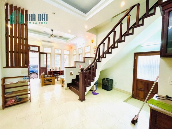 Cho thuê nhà số 40, ngõ 61/14 Phùng Chí Kiên, Cầu Giấy, Hà Nội