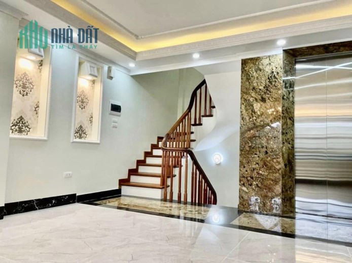 Giảm gấp 800 triệu bán nhanh nhà mới Ngọc Thụy, Lô góc 2 mặt thoáng, 6 tầng thang máy, 55m2 - mặt