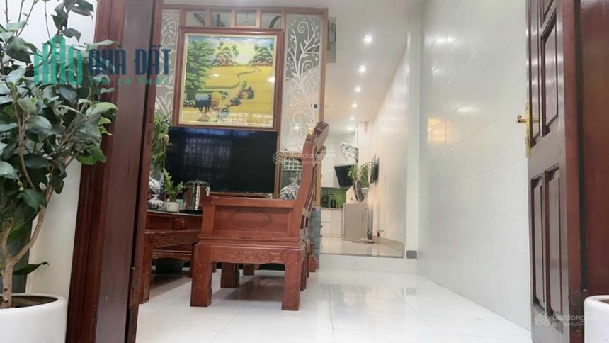 Nhà riêng 4 tầng ngõ ô tô tải ngay 276 P. Đại Từ Đại Kim cả phố Đại Từ tìm đâu ra ngõ to như thế