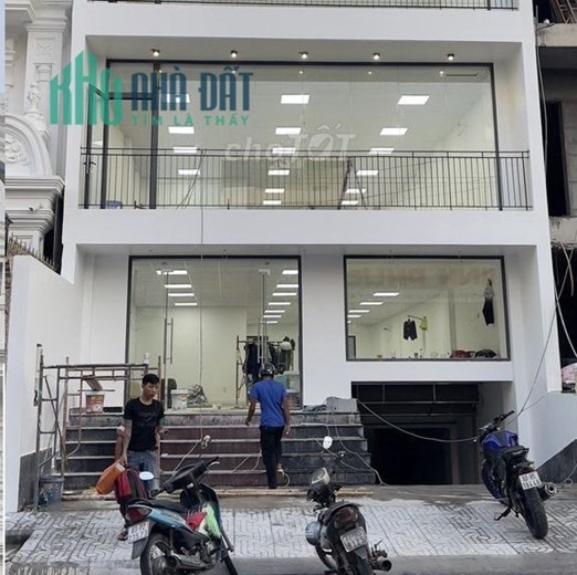 🏡 Gấp Giảm 5 tỷ !! Nhà Mặt tiền kinh doanh - Trung tâm chợ Bình Long - Ngang 7m