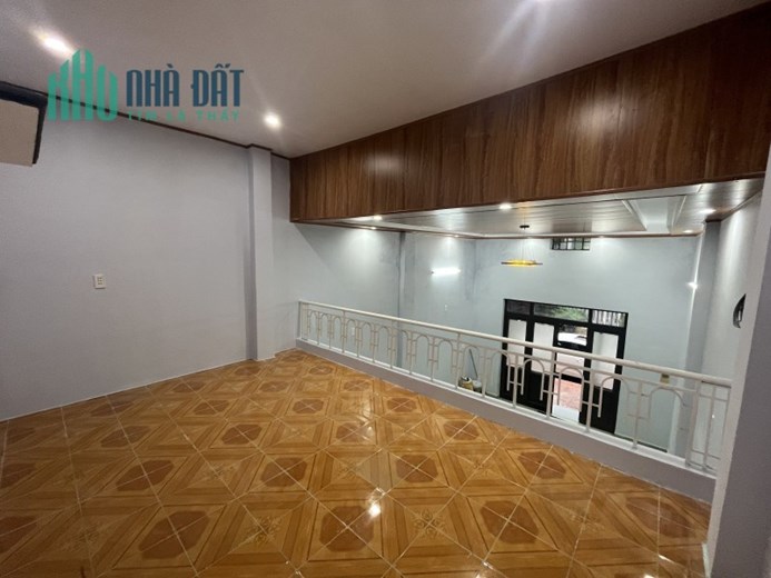 ♪ Mặt Tiền Hoà Minh gần Biển, 72m2, 2 tầng, 3.15 tỷ