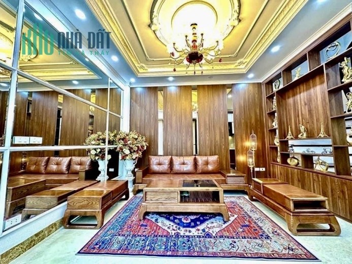 SIÊU ĐẸP. Bán nhà phố Quan Nhân, Thanh Xuân. 30m2 x 5 Tầng. MT 4.5m. Ô TÔ. SÁT PHỐ. Hơn 5 Tỷ.