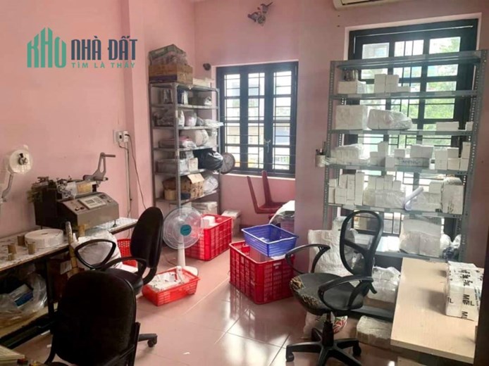 TÂN PHÚ - MẶT TIỀN LÔ GÓC - 94M2 - GIÁ 10.99 TỶ