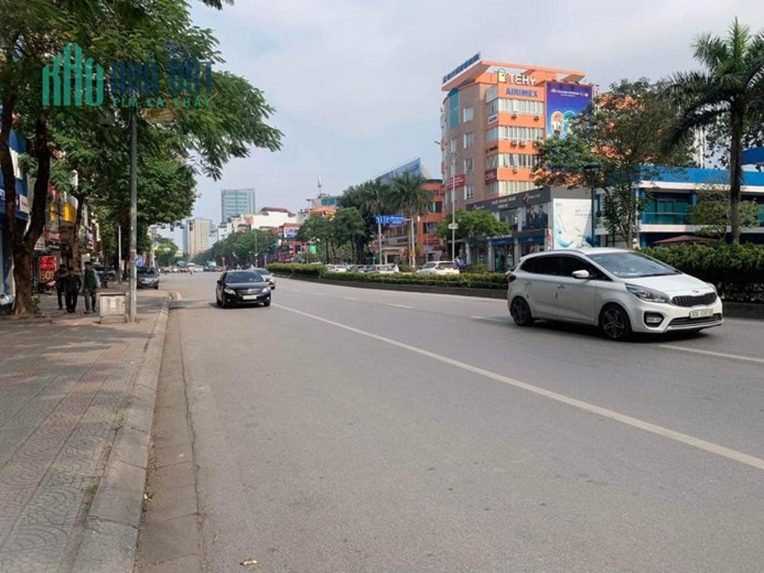 Mới nhất 0926285559 Bán nhà mặt phố Nguyễn Văn Cừ 170m², 3 tầng, MT 12 m, giá TL 71 tỷ Long Biên