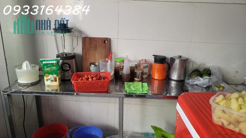 Sang gấp quán nước ép mang đi. Do phải về quê Địa chỉ: 258/53 Dương Bá Trạc, Q. 8, Tp. Hồ Chí Minh