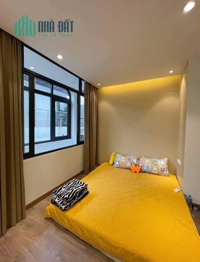 Đẹp long lanh nhà Đặng Thùy Trâm Hoàng Quốc Việt 55m*6t thang máy, vỉa hè, gara, kinh doanh