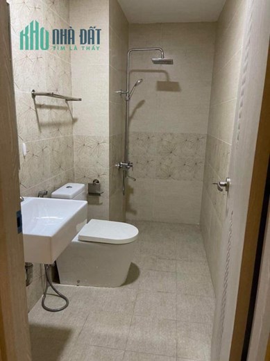 CHO THUÊ Căn hộ VIVARIVERSIDE chung cư mặt tiền Võ Văn Kiệt p3 Q6 :