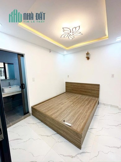 30M2 - 3 TẦNG - TẶNG NỘI THẤT - HẺM XE HƠI - AN NINH - CHỈ NHỈNH 5 TỶ