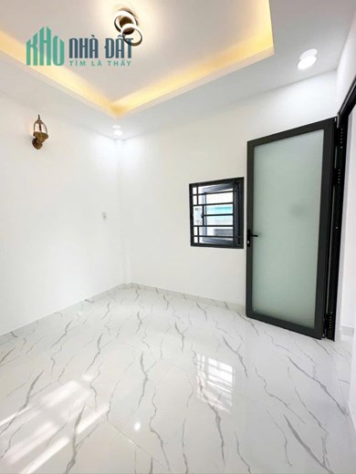 30M2 - 3 TẦNG - TẶNG NỘI THẤT - HẺM XE HƠI - AN NINH - CHỈ NHỈNH 5 TỶ