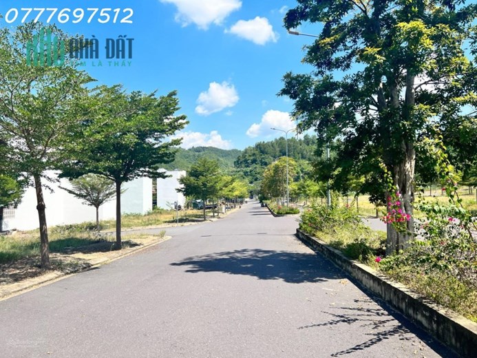 Bán nhanh lô đất Biệt Thự Phố 145m2 ngang 8m đường nhựa 12m gần biển Nha Trang giá 13tr5/m