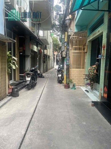 Bán nhẻm ba gác Lãnh Binh Thăng, Quận 11, 22m2 giá nhỉnh 4 tỷ Lh:0939996870