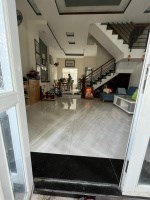 Cho thuê nhà hẻm xe hơi, phường Hiệp Thành, quận 12. Gia chủ chuyển nơi sống - đầy đủ tiện nghi
