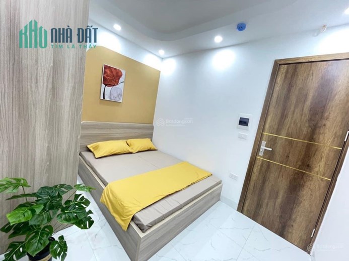Bán toà CCMN ngõ 260 phố Cầu Giấy dt 90m2 x 6 tầng 20 p cho thuê giá bán 17,9 tỷ