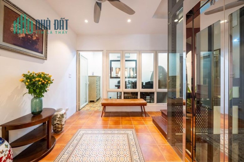 Nhà Tây Sơn Phân Lô - ôtô đỗ cửa - KD đẹp 70m2, 5 tầng, mặt tiền 7m, 2 mặt thoáng, 7,1 tỷ.