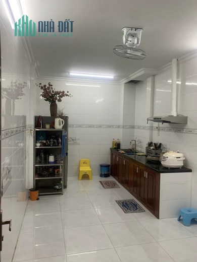 Bán nhà Nam Kỳ Khởi Nghĩa 42m2, (12m x 3.5m) 7tỷ8.Hẻm xe hơi