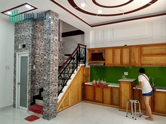Bán nhà Phan Đăng Lưu 38m2,  4 tầng. Ngang 6m.  6 tỷ7. Phú Nhuận