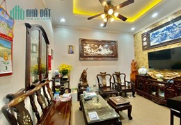 BÁN NHÀ THANH NHÀN, HAI BÀ TRƯNG NGÕ TO GẦN PHỐ 45M2* 4 TẦNG *5 NGỦ SIÊU THOÁNG MÁT GIÁ NHỈNH 4 TỈ
