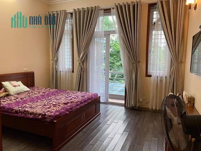 Bán nhà mới đẹp Tân Mai Hoàng Mai ngõ thông 20M ra phố  56M2 giá 6 tỷ 3.