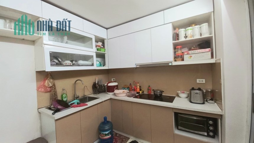 Nhà Quận Thanh Xuân - 2 mặt thoáng - 4 tầng - 63 m2 - Chỉ 6 Tỷ