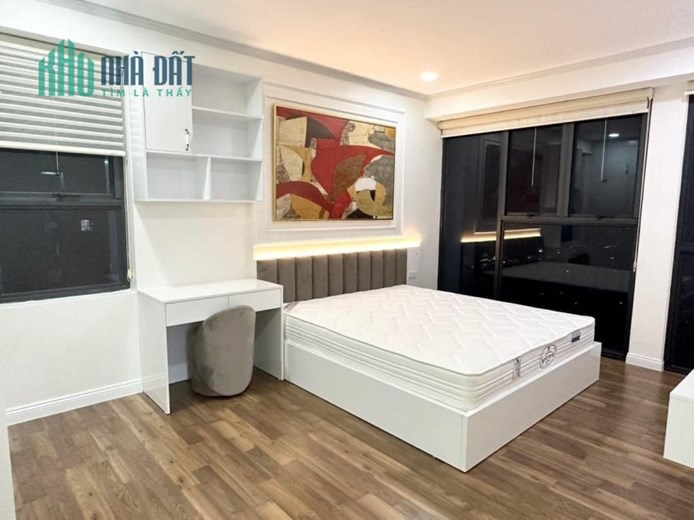 BÁN NHÀ LÔ GÓC PHỐ ĐÔNG NGẠC CÁCH PHỐ 20M, 6 TẦNG Ở NGAY 4 NGỦ, HƠN 3 TỶ