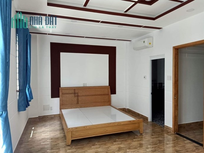 Bán nhà Phan Đăng Lưu 38m2,  4 tầng. Ngang 6m.  6 tỷ7. Phú Nhuận