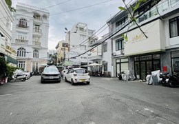 Bán nhà Nam Kỳ Khởi Nghĩa 42m2, (12m x 3.5m) 7tỷ8.Hẻm xe hơi