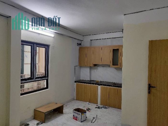 Bán Nhà Thạch Bàn , Giá 6.5 tỷ - 60M – MT 7.3M , 7 Tầng .Thang Máy , Kinh Doanh Dòng Tiền 35Tr/Th