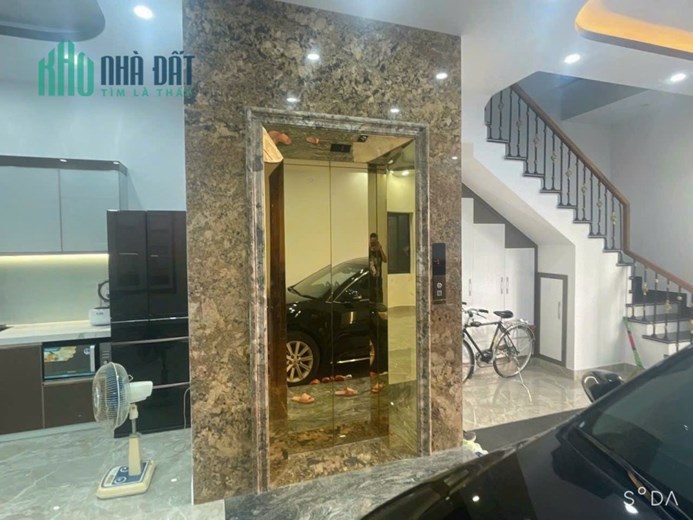 Bán nhà 6 tầng Thang Máy khu phân lô lô 7 Lê Hồng Phong, diện tích 60m GIÁ 9 tỉ