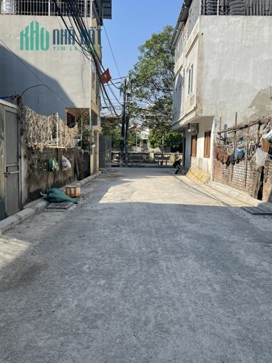 Tuyệt đỉnh an sinh, giữa làng Tiến Sĩ Đông Ngạc ô tô vào đất 50m2, giá chỉ 3.9 tỷ