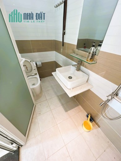 BÁN NHÀ MỚI Ở NGAY QUẬN 12 - CHỈ HƠN 4 TỶ- 68m2 - 3 TẦNG- NGANG 5m - NGUYỄN VĂN QUÁ