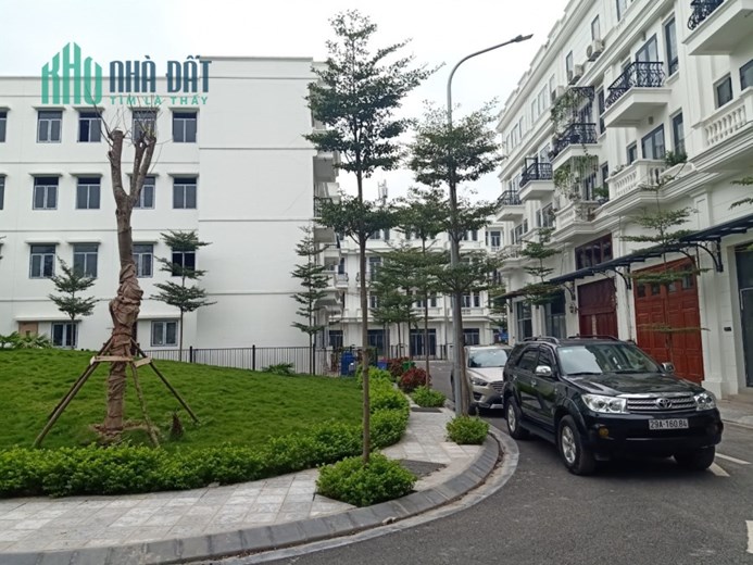 Liền kề Phú Diễn Bắc Từ Liêm 65m2 5 tầng giá đầu tư 10 tỷ 2